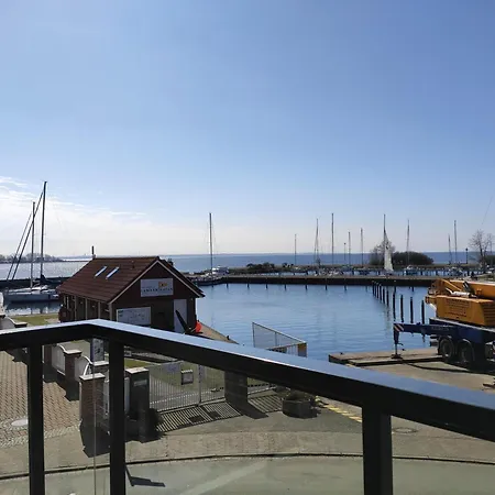 Apartment Appartements-am-hafen-no-2 Lemkenhafen auf Fehmarn